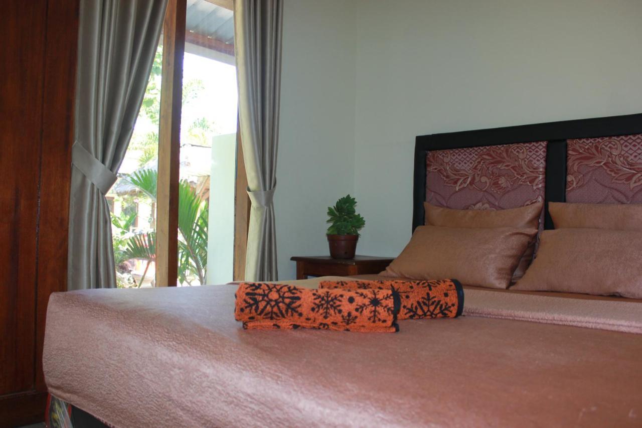 Herry Homestay Kuta  エクステリア 写真