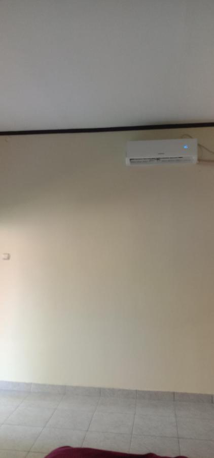 Herry Homestay Kuta  エクステリア 写真